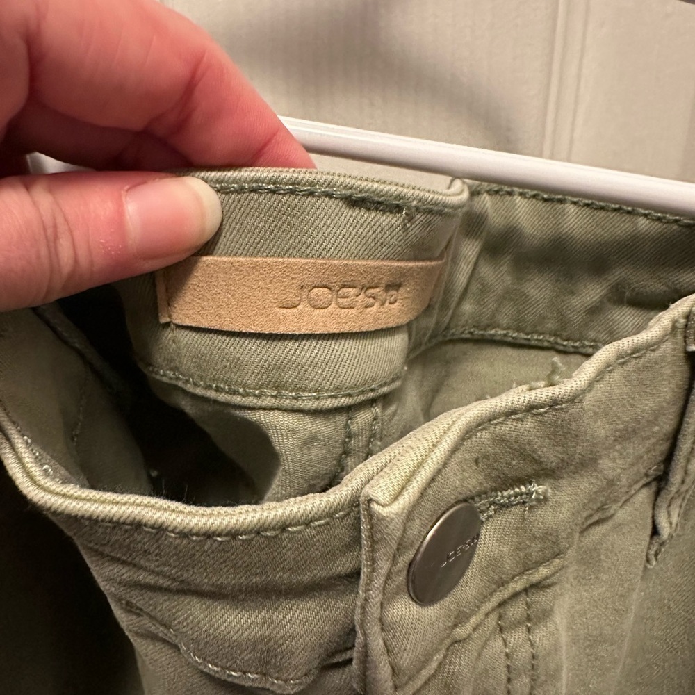 NWT Joes maternity pants - size 33 - Picture 3 of 5